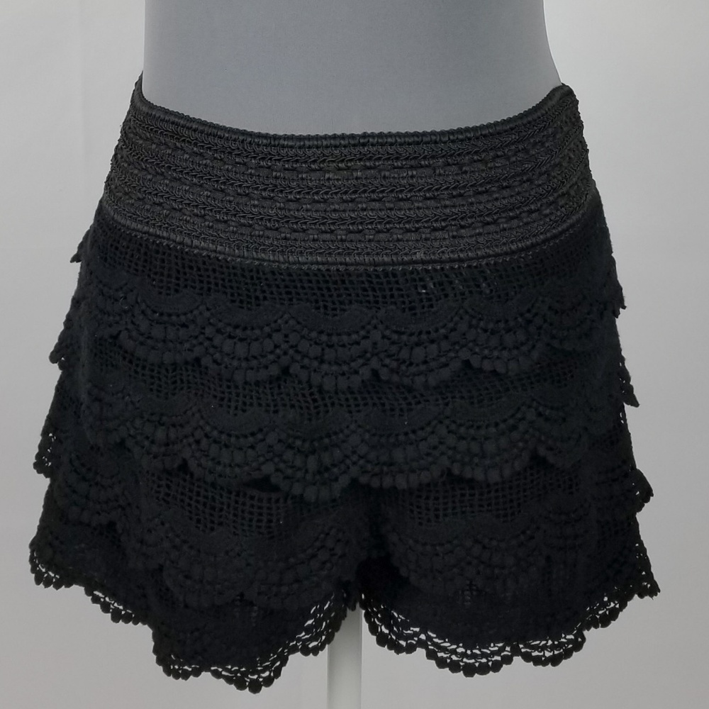 M U.S.A. | Black Lace Tiered Flowy Shorts
